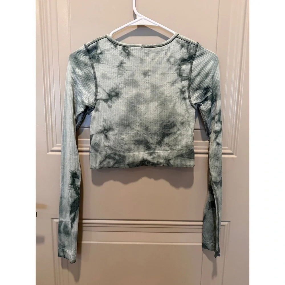 Lululemon Ebb to Street Long Sleeve Shirt Green Marble Dye Size 4‎